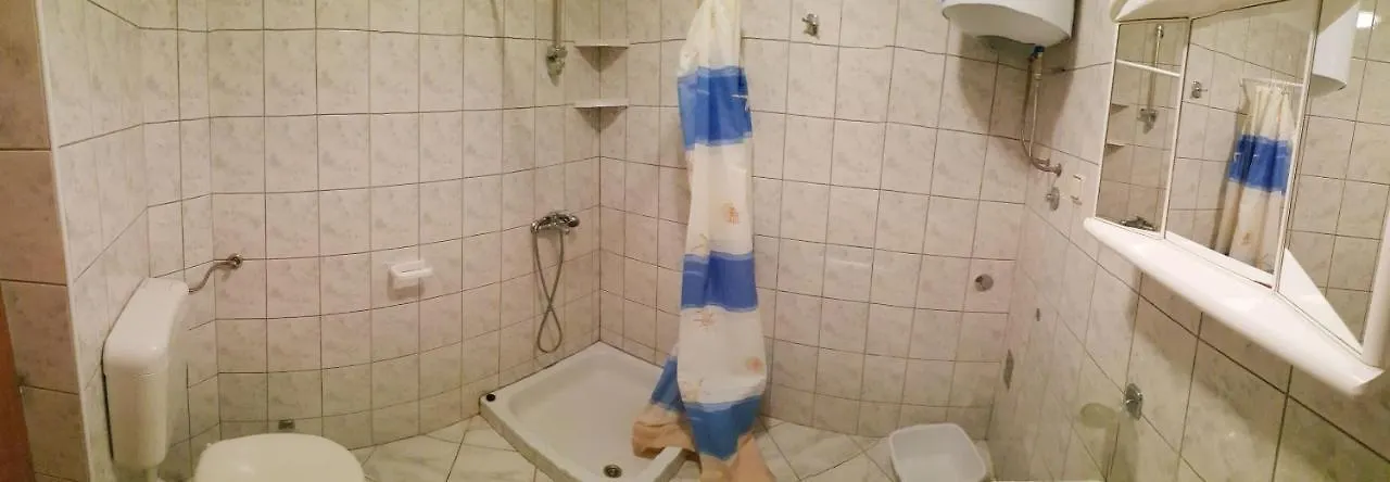 Apartments Milorad M لوبار كرواتيا