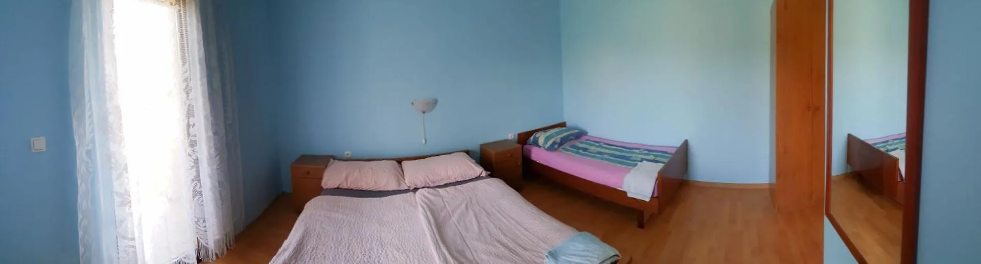 Apartments Milorad M لوبار